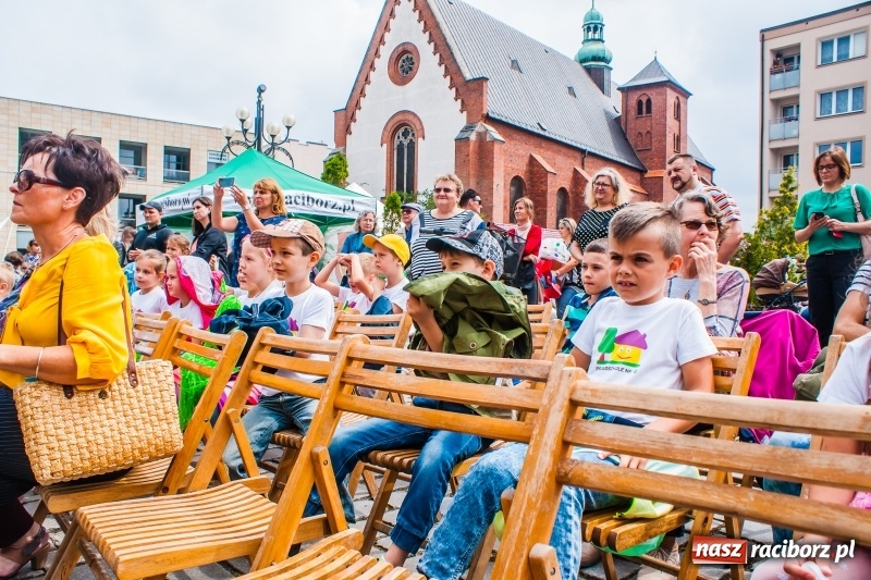 Zdjęcie w galerii na portalu naszraciborz.pl: Festyn ekologiczny na raciborskim Rynku wiadomości z regionu