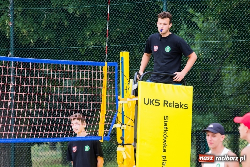 Zdjęcie w galerii na portalu naszraciborz.pl: Turniej Piłki Plażowej o Puchar  Dyrektora Szkoły Podstawowej nr 18 wiadomości z regionu