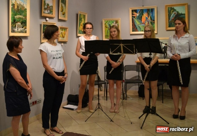 Zdjęcie w galerii na portalu naszraciborz.pl: Zanim czas zmieni nas  wiadomości z regionu