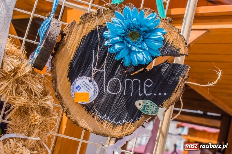 Zdjęcie w galerii na portalu naszraciborz.pl: Na Placu Dominikańskim ruszył jarmark św. Marcelego wiadomości z regionu