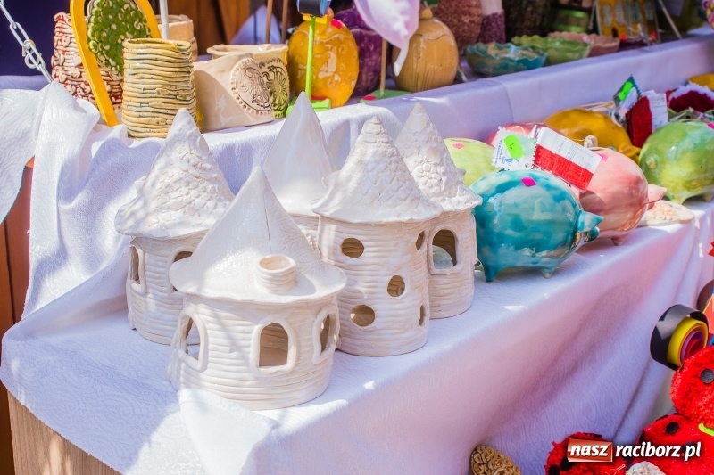 Zdjęcie w galerii na portalu naszraciborz.pl: Na Placu Dominikańskim ruszył jarmark św. Marcelego wiadomości z regionu