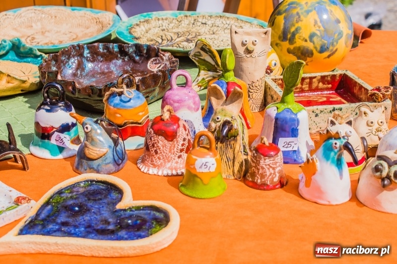 Zdjęcie w galerii na portalu naszraciborz.pl: Na Placu Dominikańskim ruszył jarmark św. Marcelego wiadomości z regionu