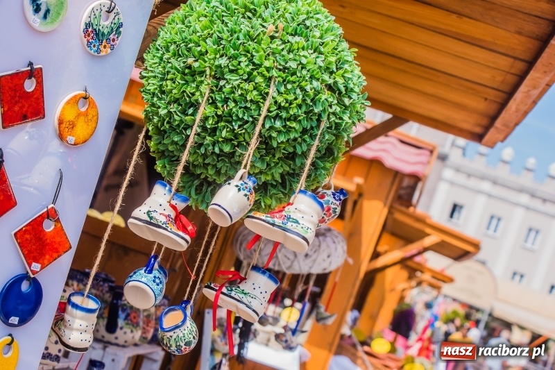 Zdjęcie w galerii na portalu naszraciborz.pl: Na Placu Dominikańskim ruszył jarmark św. Marcelego wiadomości z regionu