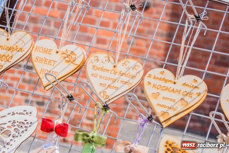 Zdjęcie w galerii na portalu naszraciborz.pl: Na Placu Dominikańskim ruszył jarmark św. Marcelego wiadomości z regionu