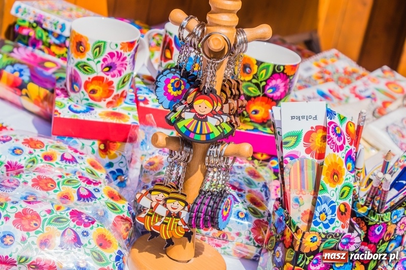 Zdjęcie w galerii na portalu naszraciborz.pl: Na Placu Dominikańskim ruszył jarmark św. Marcelego wiadomości z regionu