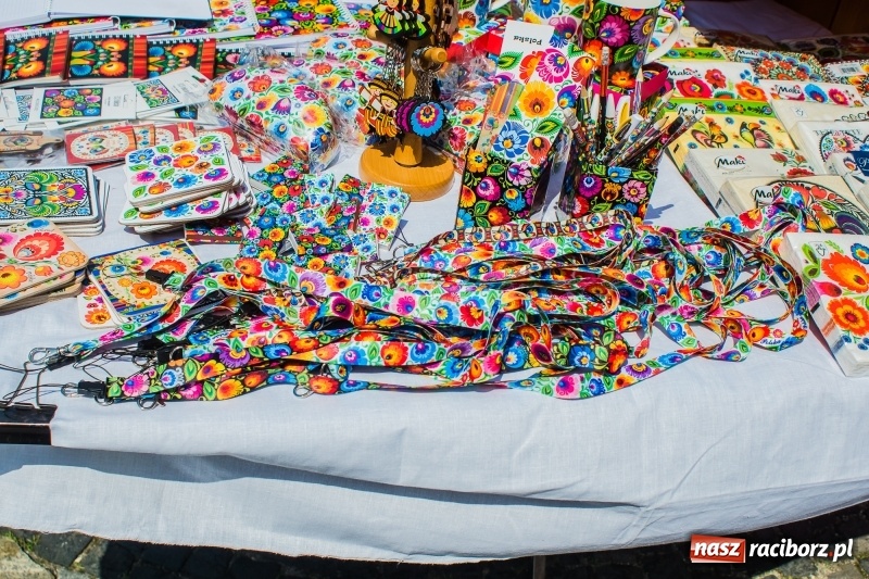 Zdjęcie w galerii na portalu naszraciborz.pl: Na Placu Dominikańskim ruszył jarmark św. Marcelego wiadomości z regionu