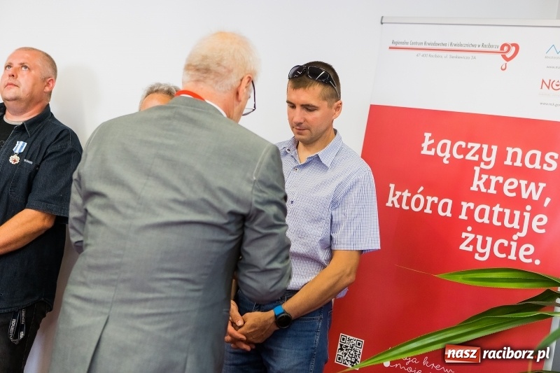 Zdjęcie w galerii na portalu naszraciborz.pl: Obchody Światowego Dnia Krwiodawcy wiadomości z regionu