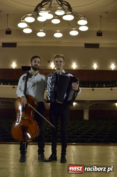 Zdjęcie w galerii na portalu naszraciborz.pl: Pół tysiąca dzieci na raciborskich koncertach  wiadomości z regionu