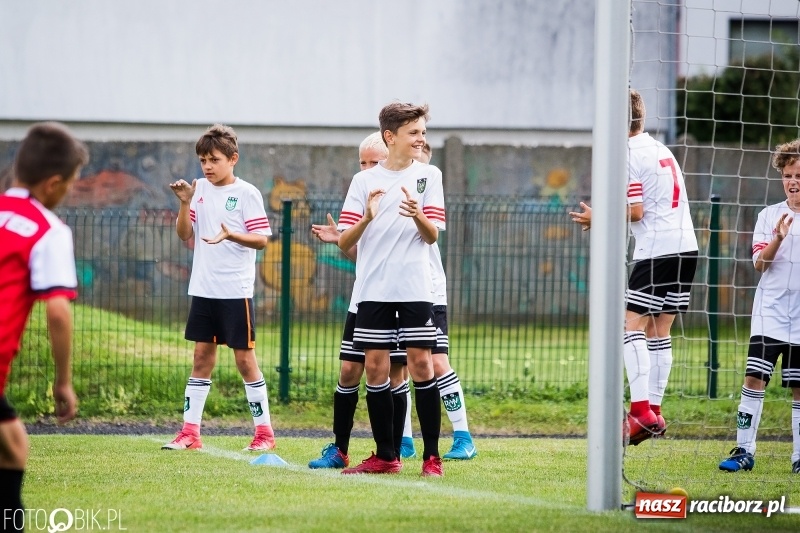 Zdjęcie w galerii na portalu naszraciborz.pl: Międzynarodowy Turniej Piłkarski o Puchar Wójta Gminy Krzyżanowice wiadomości z regionu
