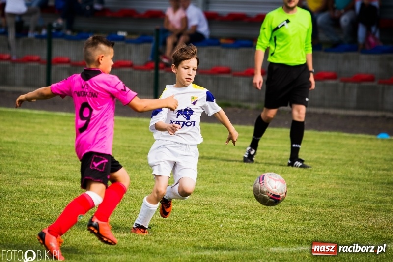 Zdjęcie w galerii na portalu naszraciborz.pl: Międzynarodowy Turniej Piłkarski o Puchar Wójta Gminy Krzyżanowice wiadomości z regionu