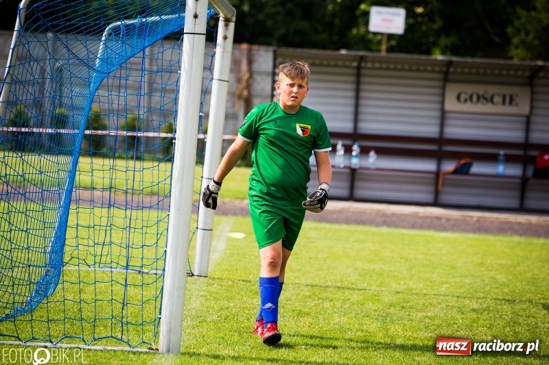 Zdjęcie w galerii na portalu naszraciborz.pl: Międzynarodowy Turniej Piłkarski o Puchar Wójta Gminy Krzyżanowice wiadomości z regionu