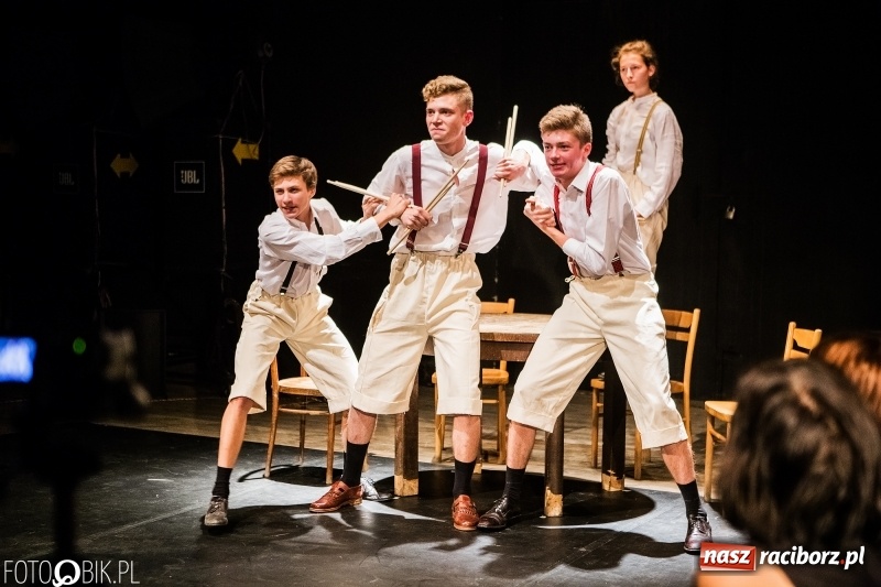 Zdjęcie w galerii na portalu naszraciborz.pl: Blaszany Bębenek - premiera spektaklu teatru Tetraedr wiadomości z regionu