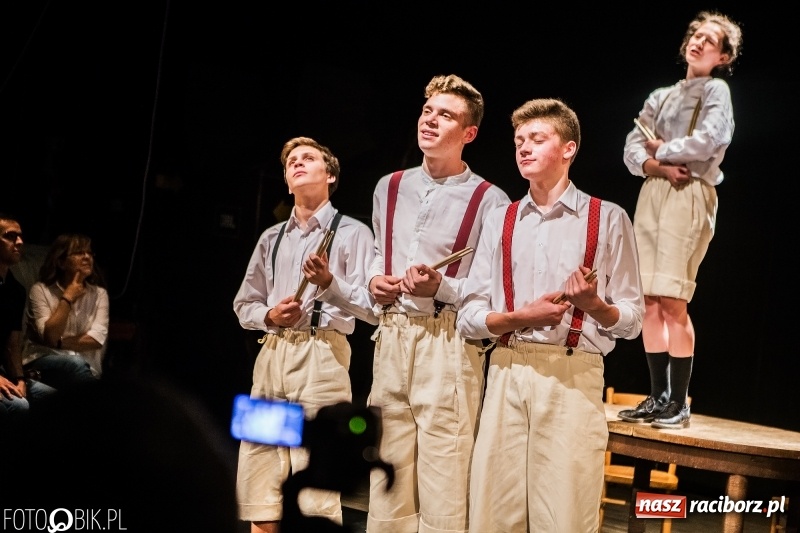 Zdjęcie w galerii na portalu naszraciborz.pl: Blaszany Bębenek - premiera spektaklu teatru Tetraedr wiadomości z regionu