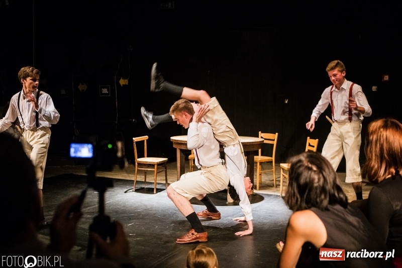 Zdjęcie w galerii na portalu naszraciborz.pl: Blaszany Bębenek - premiera spektaklu teatru Tetraedr wiadomości z regionu