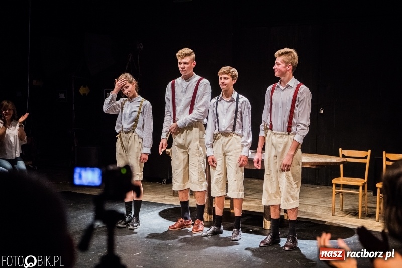 Zdjęcie w galerii na portalu naszraciborz.pl: Blaszany Bębenek - premiera spektaklu teatru Tetraedr wiadomości z regionu