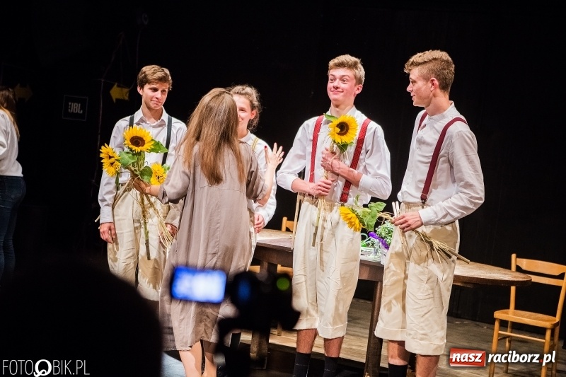 Zdjęcie w galerii na portalu naszraciborz.pl: Blaszany Bębenek - premiera spektaklu teatru Tetraedr wiadomości z regionu