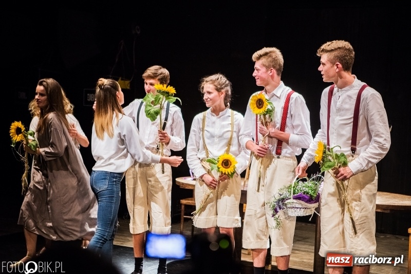 Zdjęcie w galerii na portalu naszraciborz.pl: Blaszany Bębenek - premiera spektaklu teatru Tetraedr wiadomości z regionu