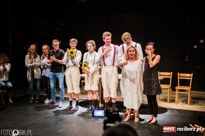 Zdjęcie w galerii na portalu naszraciborz.pl: Blaszany Bębenek - premiera spektaklu teatru Tetraedr wiadomości z regionu