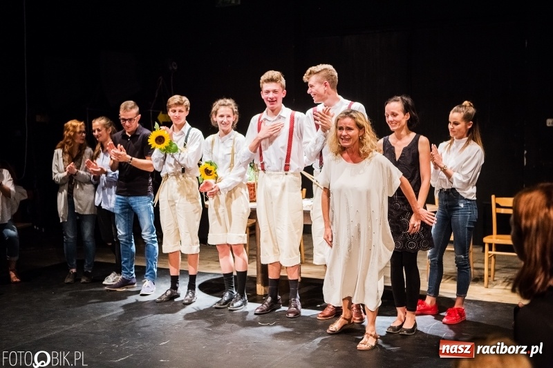 Zdjęcie w galerii na portalu naszraciborz.pl: Blaszany Bębenek - premiera spektaklu teatru Tetraedr wiadomości z regionu