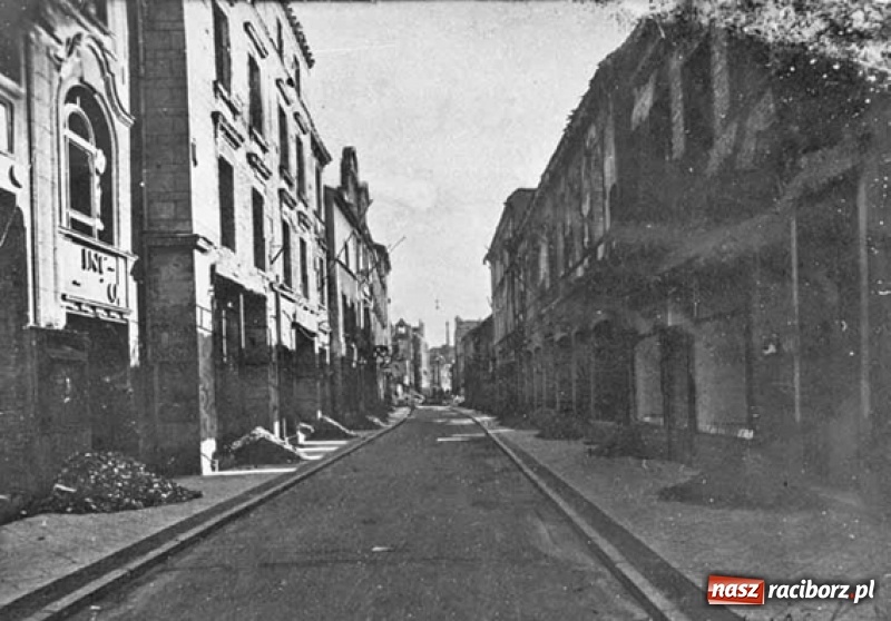 Zdjęcie w galerii na portalu naszraciborz.pl: Rosjanie w Raciborzu. Miasto było systematycznie obracane w perzynę wiadomości z regionu