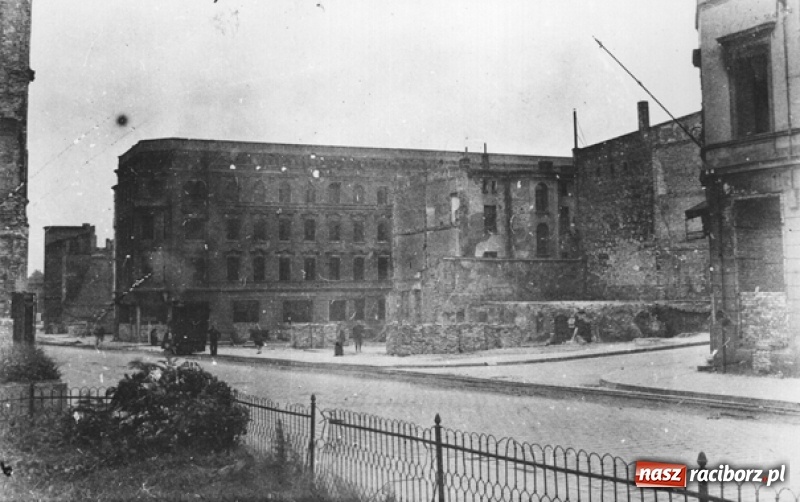 Zdjęcie w galerii na portalu naszraciborz.pl: Rosjanie w Raciborzu. Miasto było systematycznie obracane w perzynę wiadomości z regionu