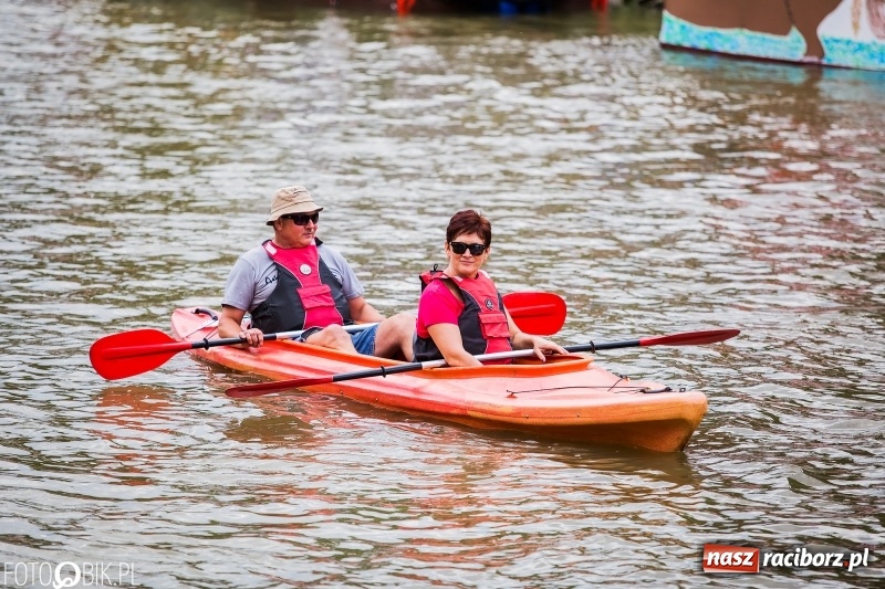 Zdjęcie w galerii na portalu naszraciborz.pl: Marszałek Józef Piłsudski i jego zaginiony legion na biało-czerwonym Pływadle 2018  wiadomości z regionu
