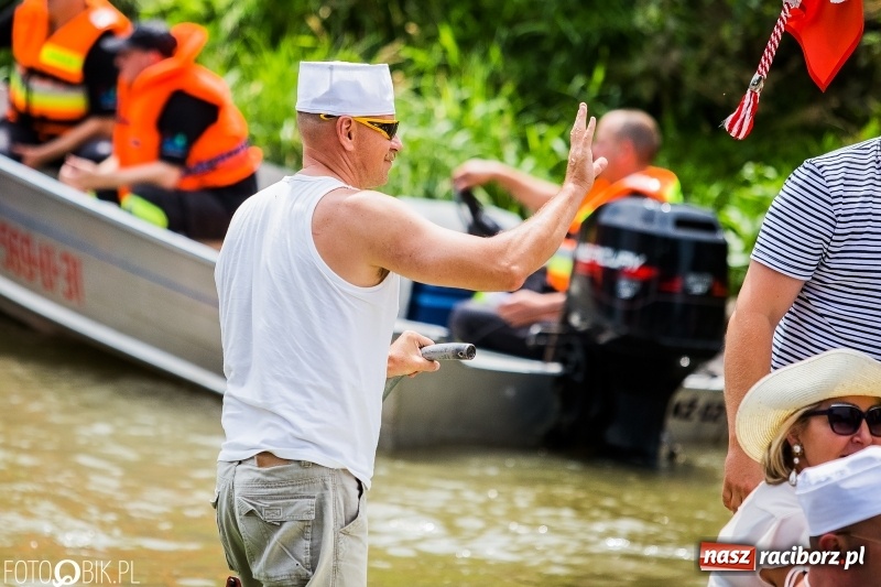 Zdjęcie w galerii na portalu naszraciborz.pl: Marszałek Józef Piłsudski i jego zaginiony legion na biało-czerwonym Pływadle 2018  wiadomości z regionu