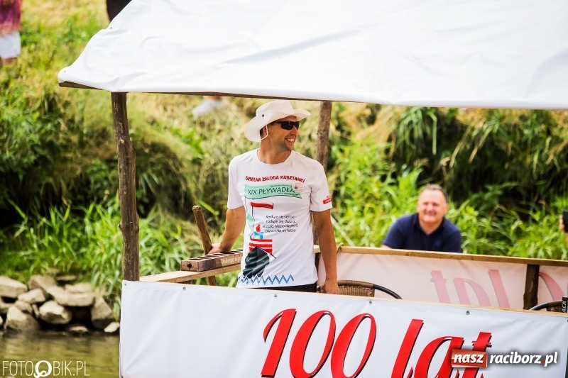 Zdjęcie w galerii na portalu naszraciborz.pl: Marszałek Józef Piłsudski i jego zaginiony legion na biało-czerwonym Pływadle 2018  wiadomości z regionu