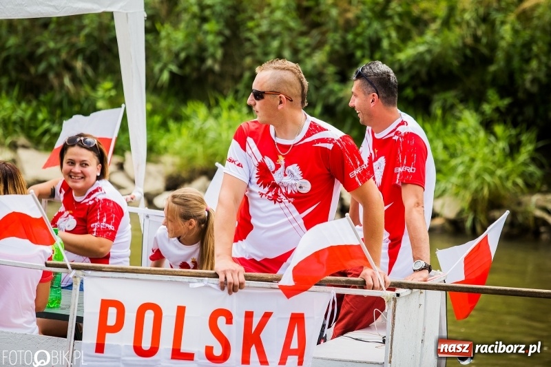 Zdjęcie w galerii na portalu naszraciborz.pl: Marszałek Józef Piłsudski i jego zaginiony legion na biało-czerwonym Pływadle 2018  wiadomości z regionu