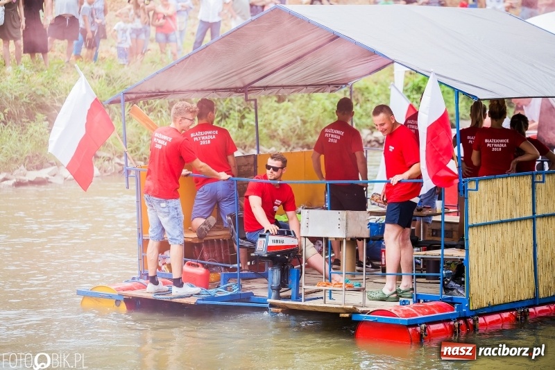 Zdjęcie w galerii na portalu naszraciborz.pl: Marszałek Józef Piłsudski i jego zaginiony legion na biało-czerwonym Pływadle 2018  wiadomości z regionu