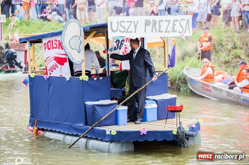 Zdjęcie w galerii na portalu naszraciborz.pl: Marszałek Józef Piłsudski i jego zaginiony legion na biało-czerwonym Pływadle 2018  wiadomości z regionu