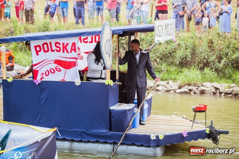 Zdjęcie w galerii na portalu naszraciborz.pl: Marszałek Józef Piłsudski i jego zaginiony legion na biało-czerwonym Pływadle 2018  wiadomości z regionu
