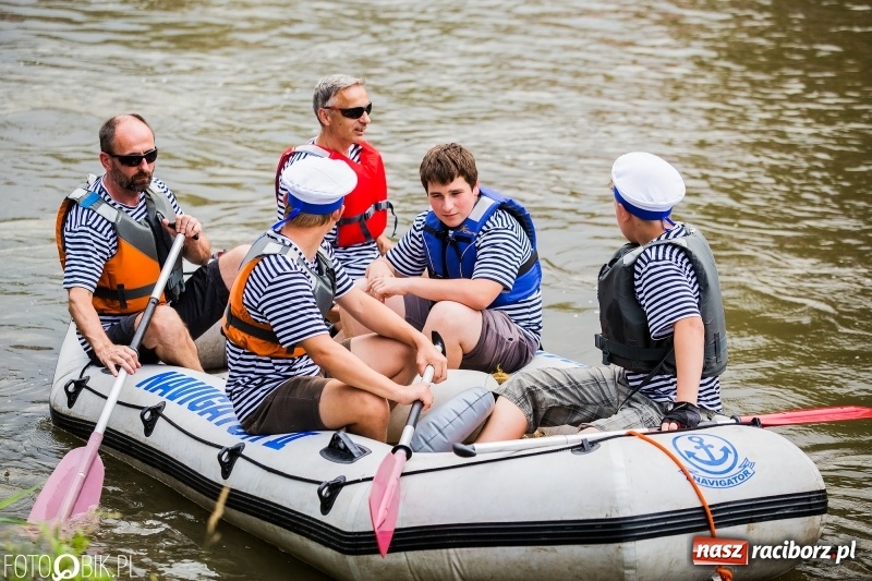 Zdjęcie w galerii na portalu naszraciborz.pl: Marszałek Józef Piłsudski i jego zaginiony legion na biało-czerwonym Pływadle 2018  wiadomości z regionu