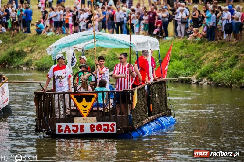 Zdjęcie w galerii na portalu naszraciborz.pl: Marszałek Józef Piłsudski i jego zaginiony legion na biało-czerwonym Pływadle 2018  wiadomości z regionu