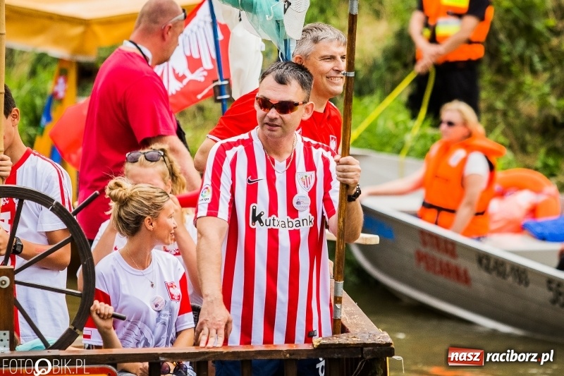 Zdjęcie w galerii na portalu naszraciborz.pl: Marszałek Józef Piłsudski i jego zaginiony legion na biało-czerwonym Pływadle 2018  wiadomości z regionu