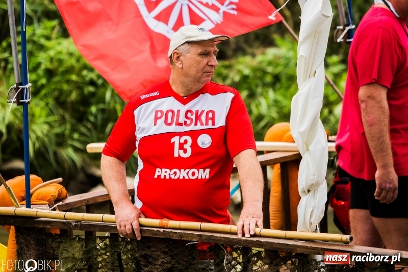 Zdjęcie w galerii na portalu naszraciborz.pl: Marszałek Józef Piłsudski i jego zaginiony legion na biało-czerwonym Pływadle 2018  wiadomości z regionu