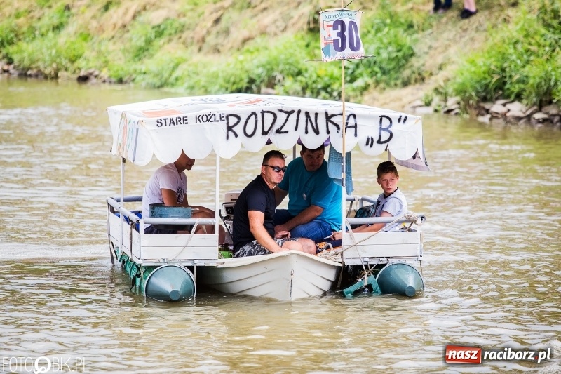 Zdjęcie w galerii na portalu naszraciborz.pl: Marszałek Józef Piłsudski i jego zaginiony legion na biało-czerwonym Pływadle 2018  wiadomości z regionu