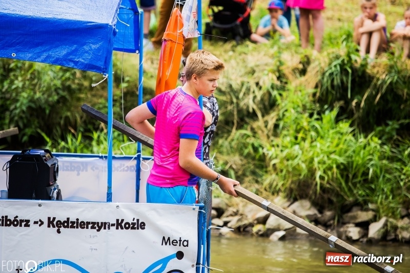 Zdjęcie w galerii na portalu naszraciborz.pl: Marszałek Józef Piłsudski i jego zaginiony legion na biało-czerwonym Pływadle 2018  wiadomości z regionu