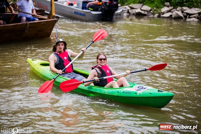 Zdjęcie w galerii na portalu naszraciborz.pl: Marszałek Józef Piłsudski i jego zaginiony legion na biało-czerwonym Pływadle 2018  wiadomości z regionu