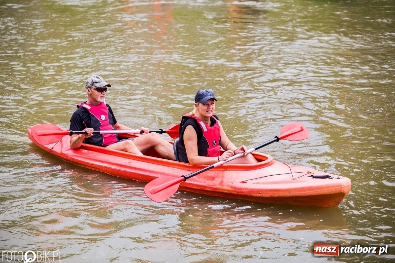Zdjęcie w galerii na portalu naszraciborz.pl: Marszałek Józef Piłsudski i jego zaginiony legion na biało-czerwonym Pływadle 2018  wiadomości z regionu