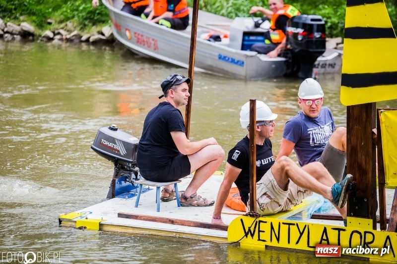 Zdjęcie w galerii na portalu naszraciborz.pl: Marszałek Józef Piłsudski i jego zaginiony legion na biało-czerwonym Pływadle 2018  wiadomości z regionu