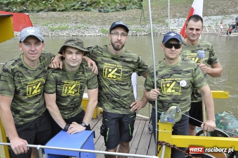 Zdjęcie w galerii na portalu naszraciborz.pl: Marszałek Józef Piłsudski i jego zaginiony legion na biało-czerwonym Pływadle 2018  wiadomości z regionu