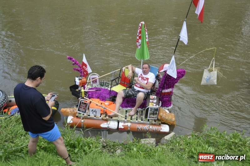Zdjęcie w galerii na portalu naszraciborz.pl: Marszałek Józef Piłsudski i jego zaginiony legion na biało-czerwonym Pływadle 2018  wiadomości z regionu