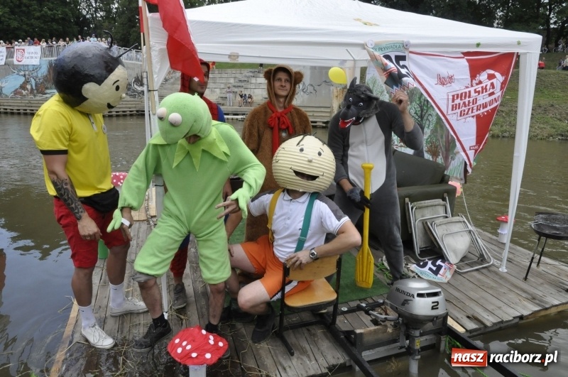 Zdjęcie w galerii na portalu naszraciborz.pl: Marszałek Józef Piłsudski i jego zaginiony legion na biało-czerwonym Pływadle 2018  wiadomości z regionu