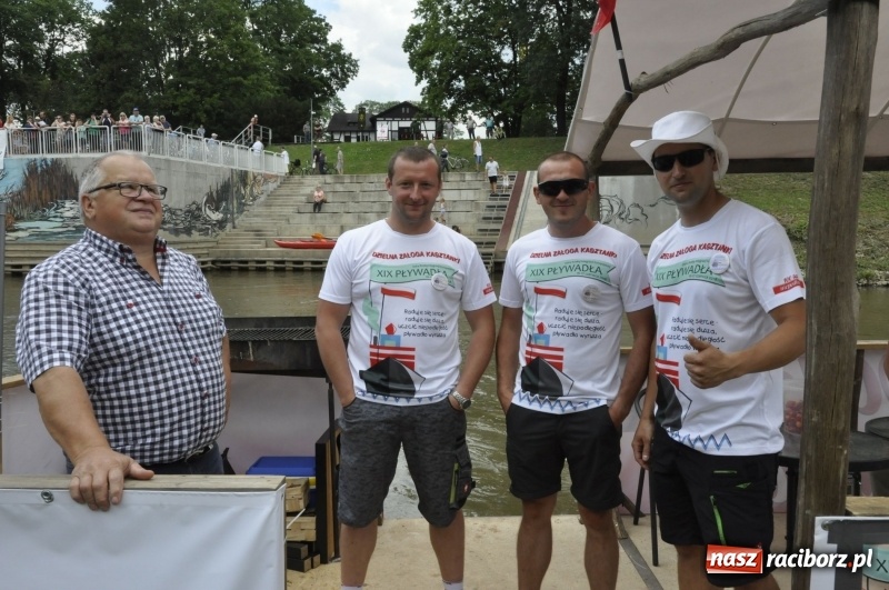Zdjęcie w galerii na portalu naszraciborz.pl: Marszałek Józef Piłsudski i jego zaginiony legion na biało-czerwonym Pływadle 2018  wiadomości z regionu