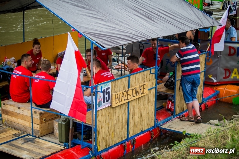 Zdjęcie w galerii na portalu naszraciborz.pl: Marszałek Józef Piłsudski i jego zaginiony legion na biało-czerwonym Pływadle 2018  wiadomości z regionu