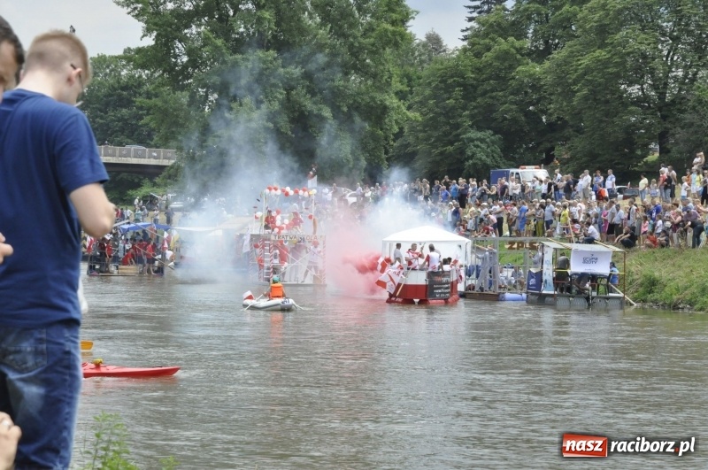 Zdjęcie w galerii na portalu naszraciborz.pl: Marszałek Józef Piłsudski i jego zaginiony legion na biało-czerwonym Pływadle 2018  wiadomości z regionu