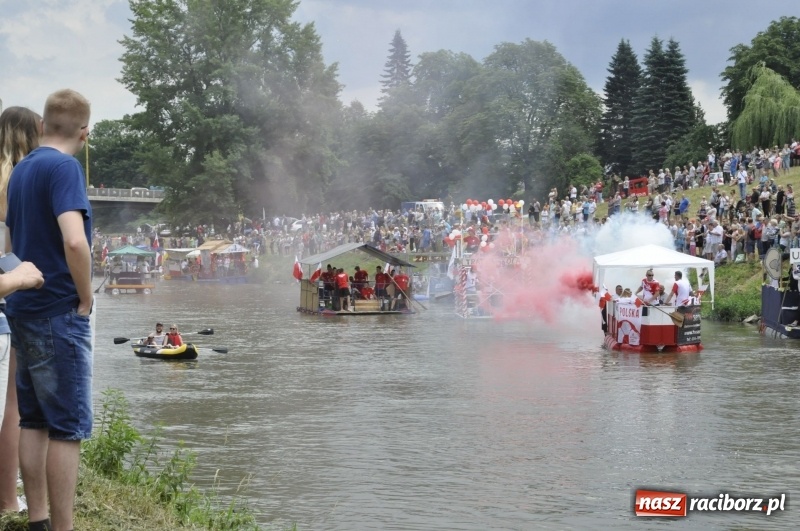 Zdjęcie w galerii na portalu naszraciborz.pl: Marszałek Józef Piłsudski i jego zaginiony legion na biało-czerwonym Pływadle 2018  wiadomości z regionu