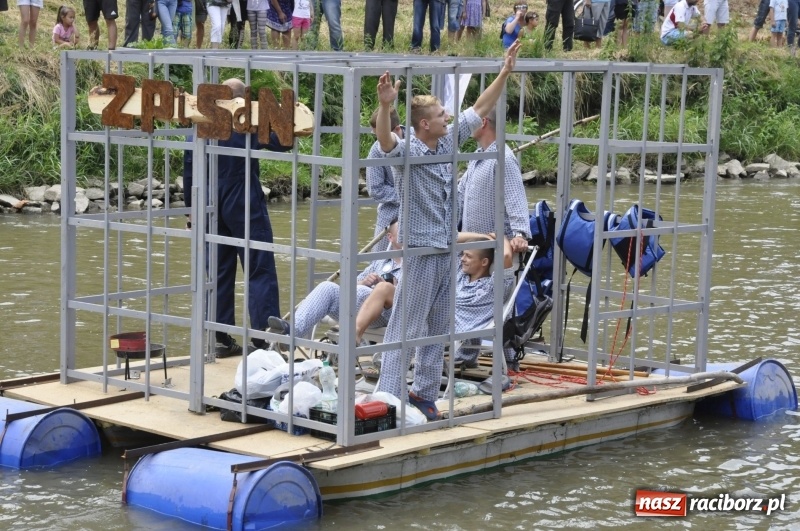 Zdjęcie w galerii na portalu naszraciborz.pl: Marszałek Józef Piłsudski i jego zaginiony legion na biało-czerwonym Pływadle 2018  wiadomości z regionu