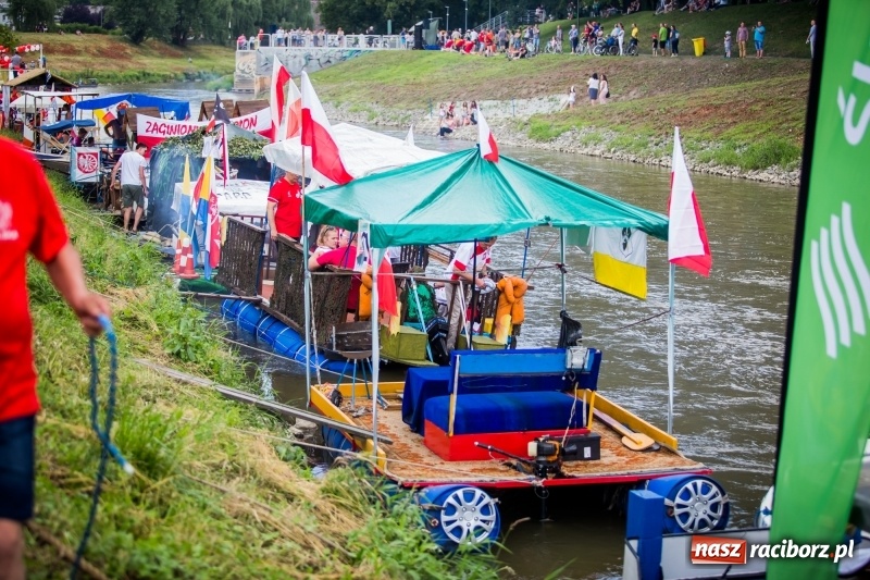 Zdjęcie w galerii na portalu naszraciborz.pl: Marszałek Józef Piłsudski i jego zaginiony legion na biało-czerwonym Pływadle 2018  wiadomości z regionu